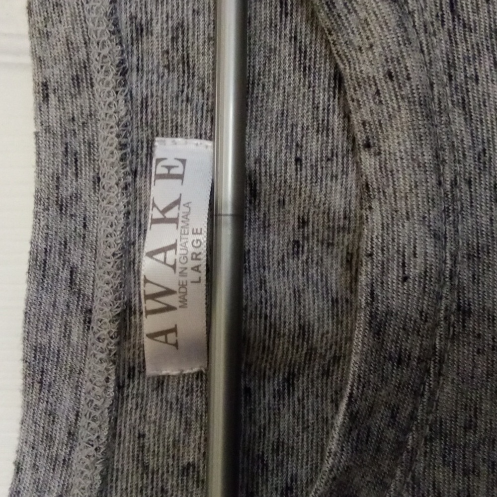 Gray T-shirt capped sleeves size Large